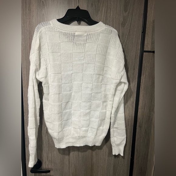 Active USA Gauzy V-Neck Sweater - Picture 3 of 5